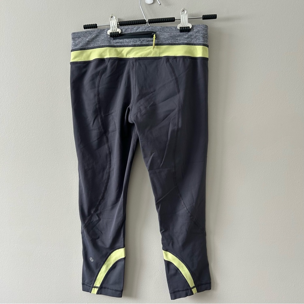 Lululemon Athletica Gray and Green Leggings for Ultimate Comfort